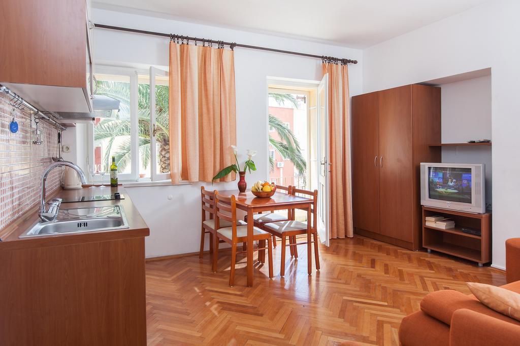 Apartments Potts Point Makarska Szoba fotó