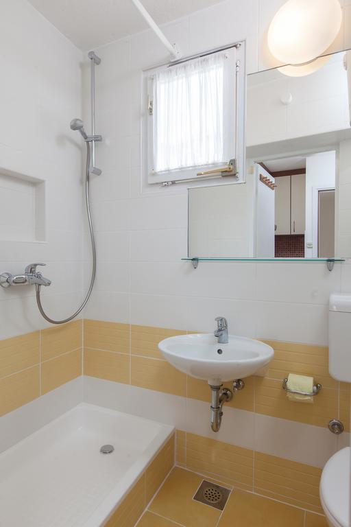 Apartments Potts Point Makarska Szoba fotó